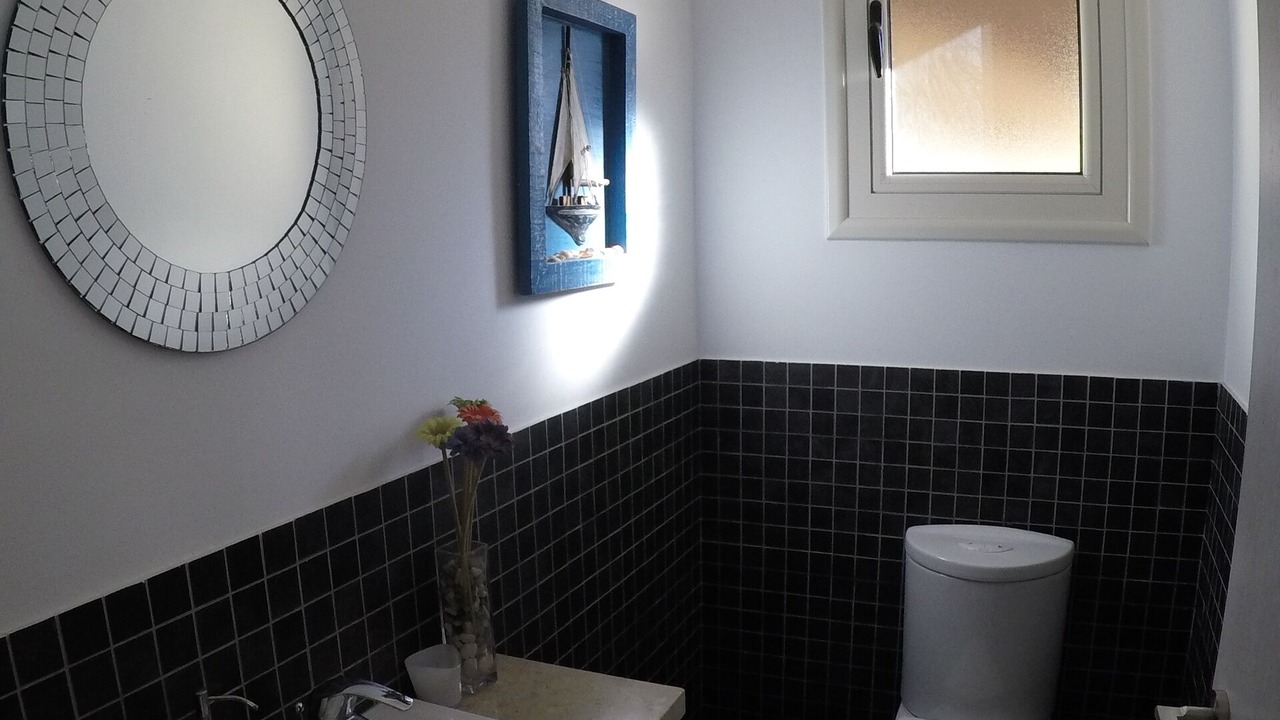 Photo of Bedroom in Pervolia