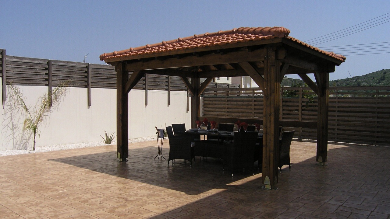Photo of Outdoor in Alethriko