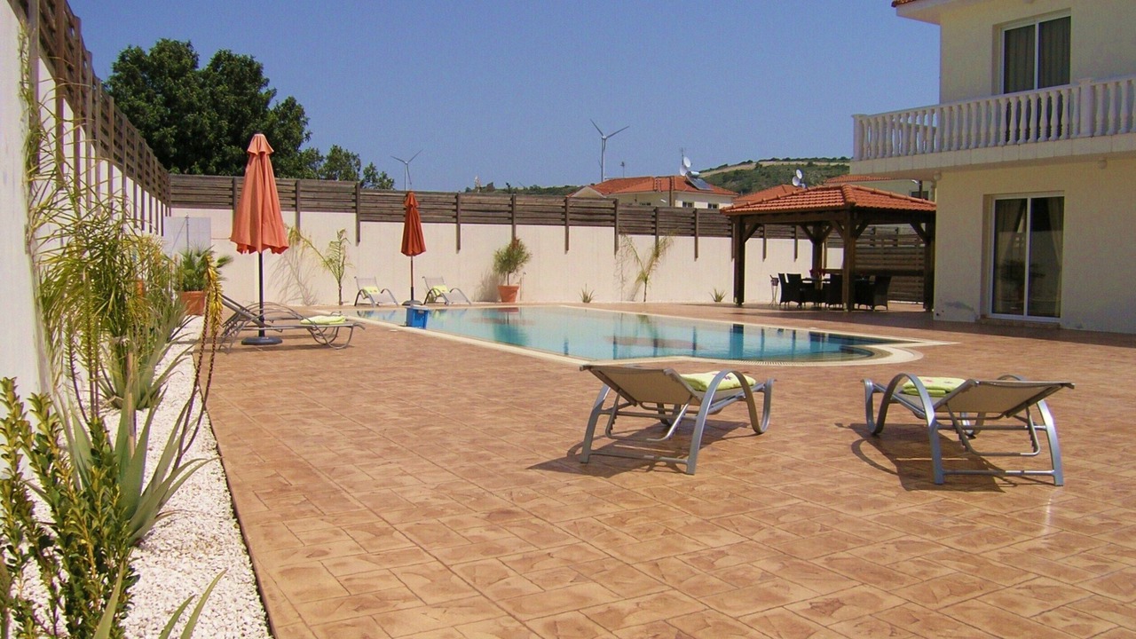 Photo of Others in Alethriko