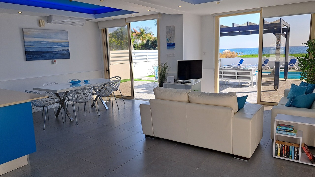 Photo of Livingroom in Mazotos