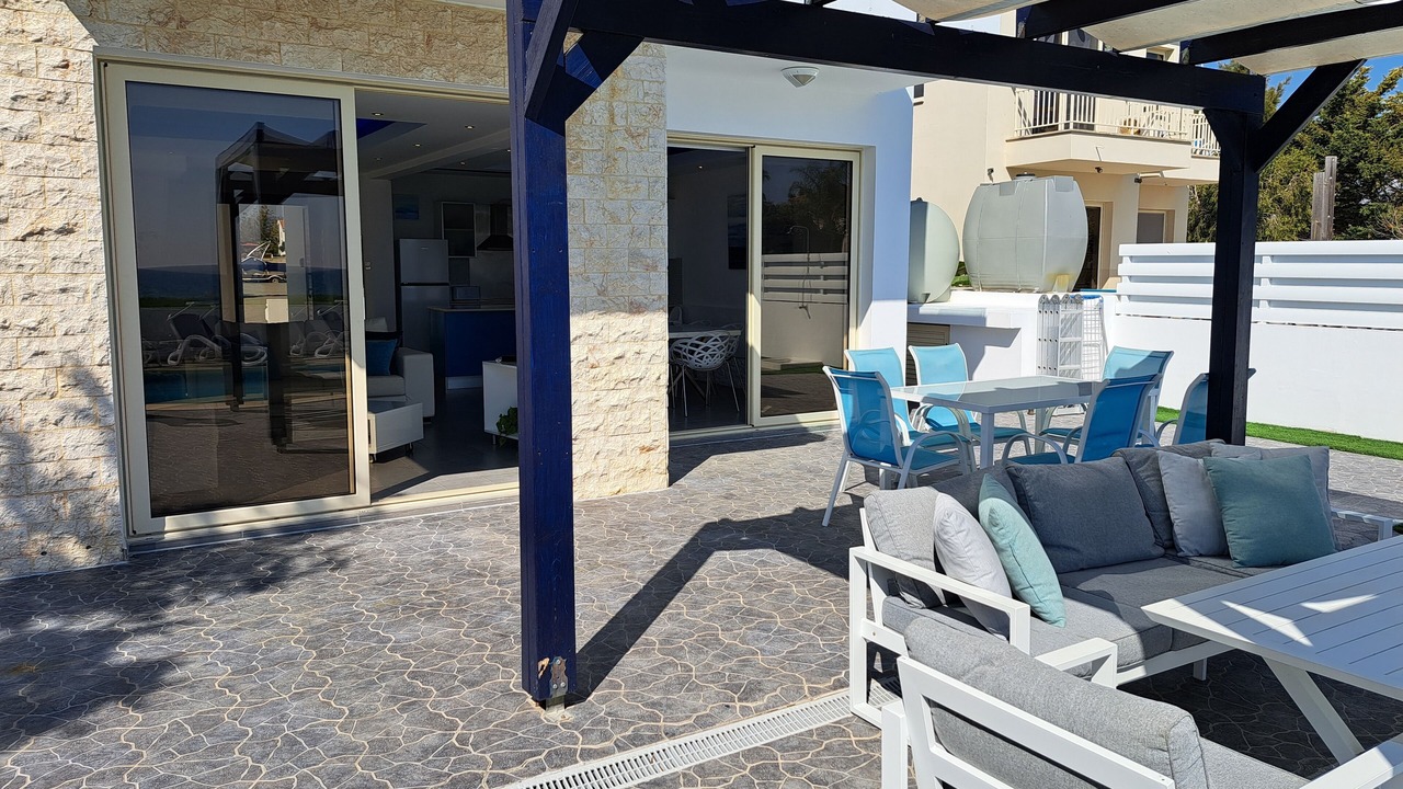 Photo of Outdoor in Mazotos