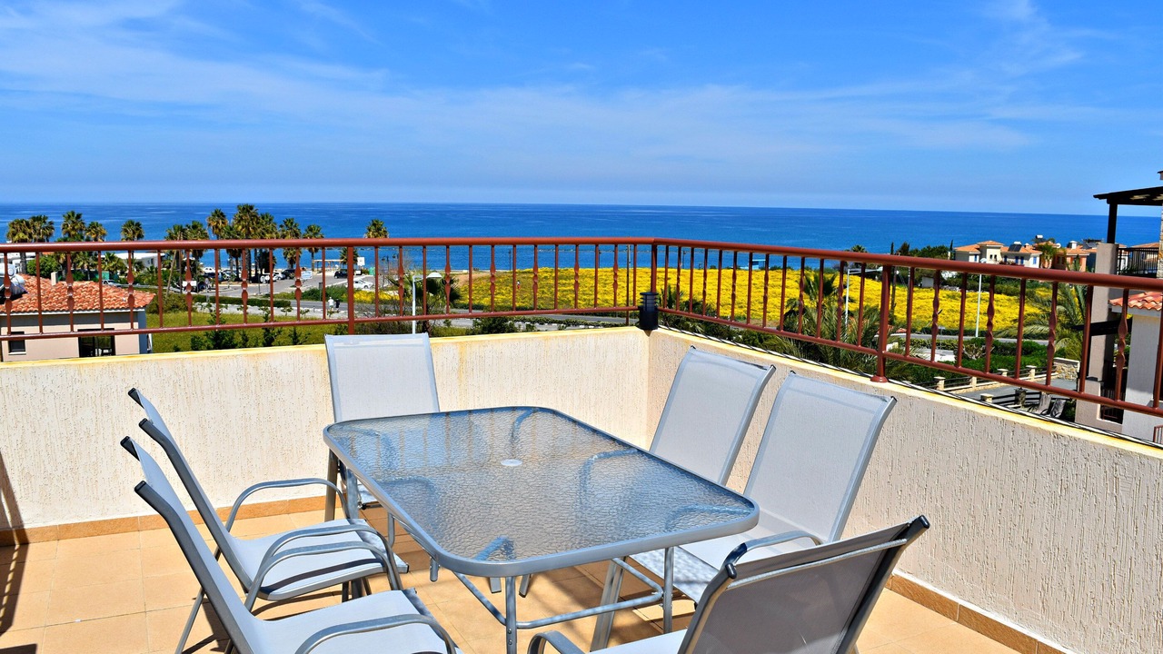 Photo of Outdoor in Latsi