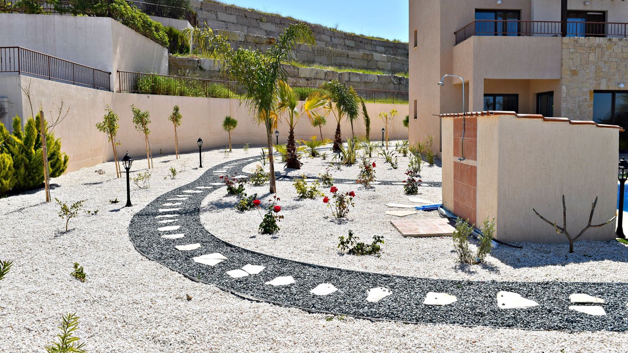 Photo of Outdoor in Latsi