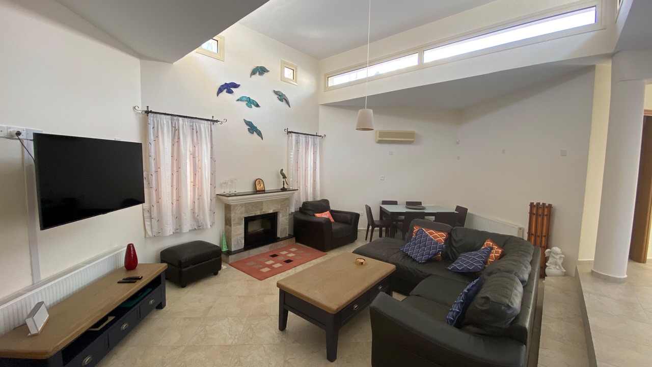 Photo of Livingroom in Pegeia