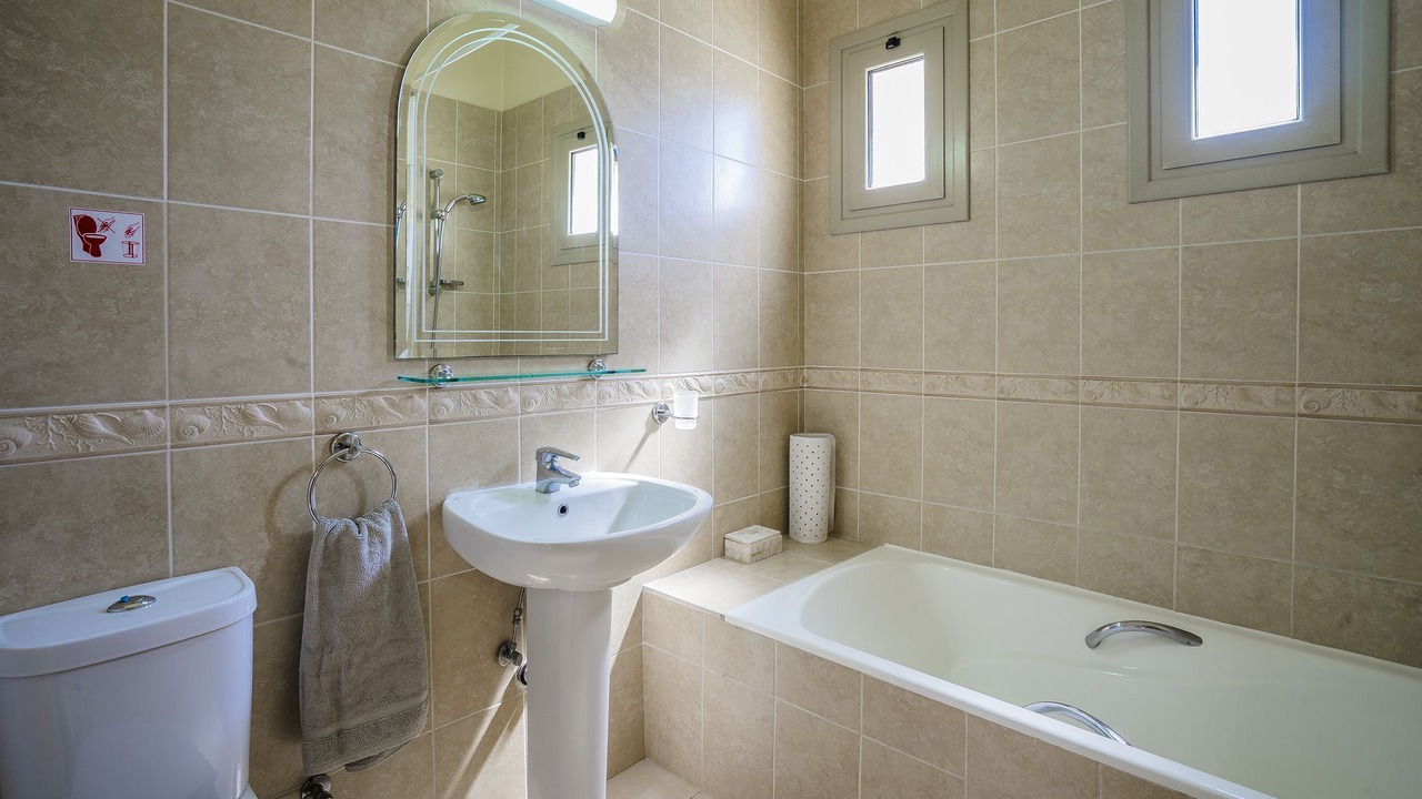 Photo of Bathroom in Peyia Town