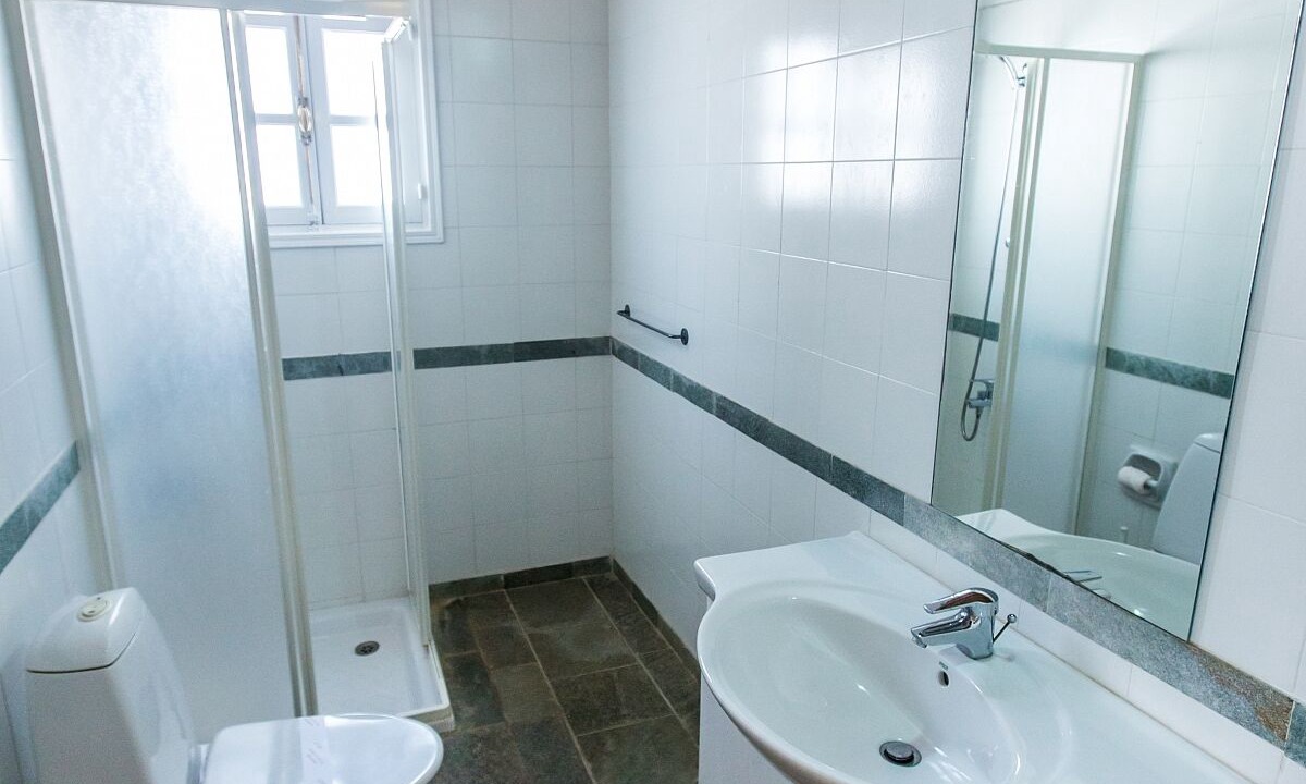 Photo of Bathroom in Pomos