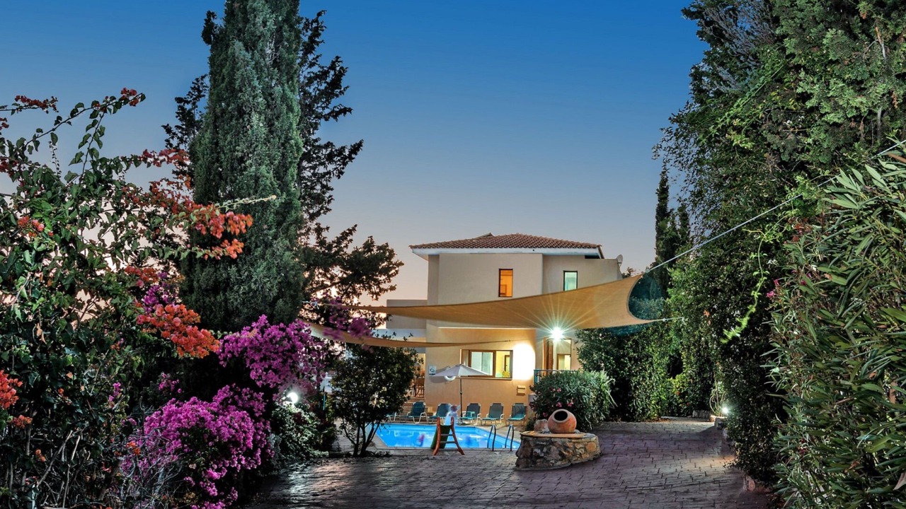 Photo of Outdoor in Peyia Town