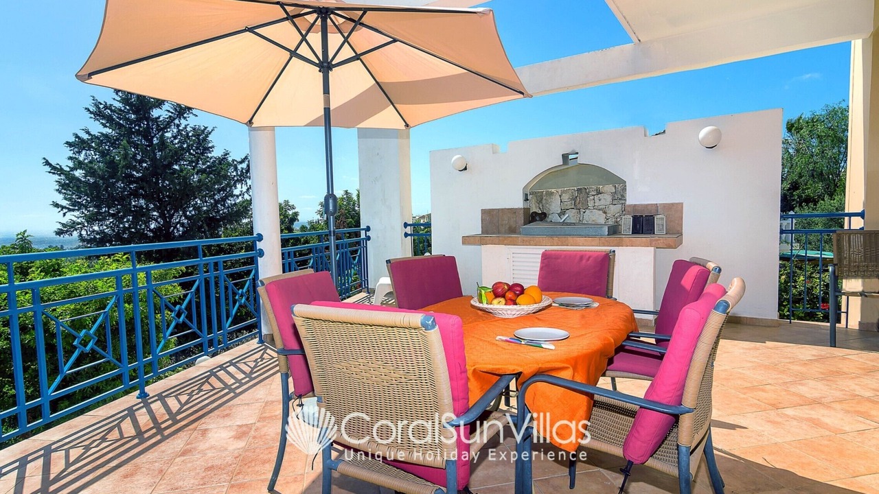 Photo of Outdoor in Peyia Town