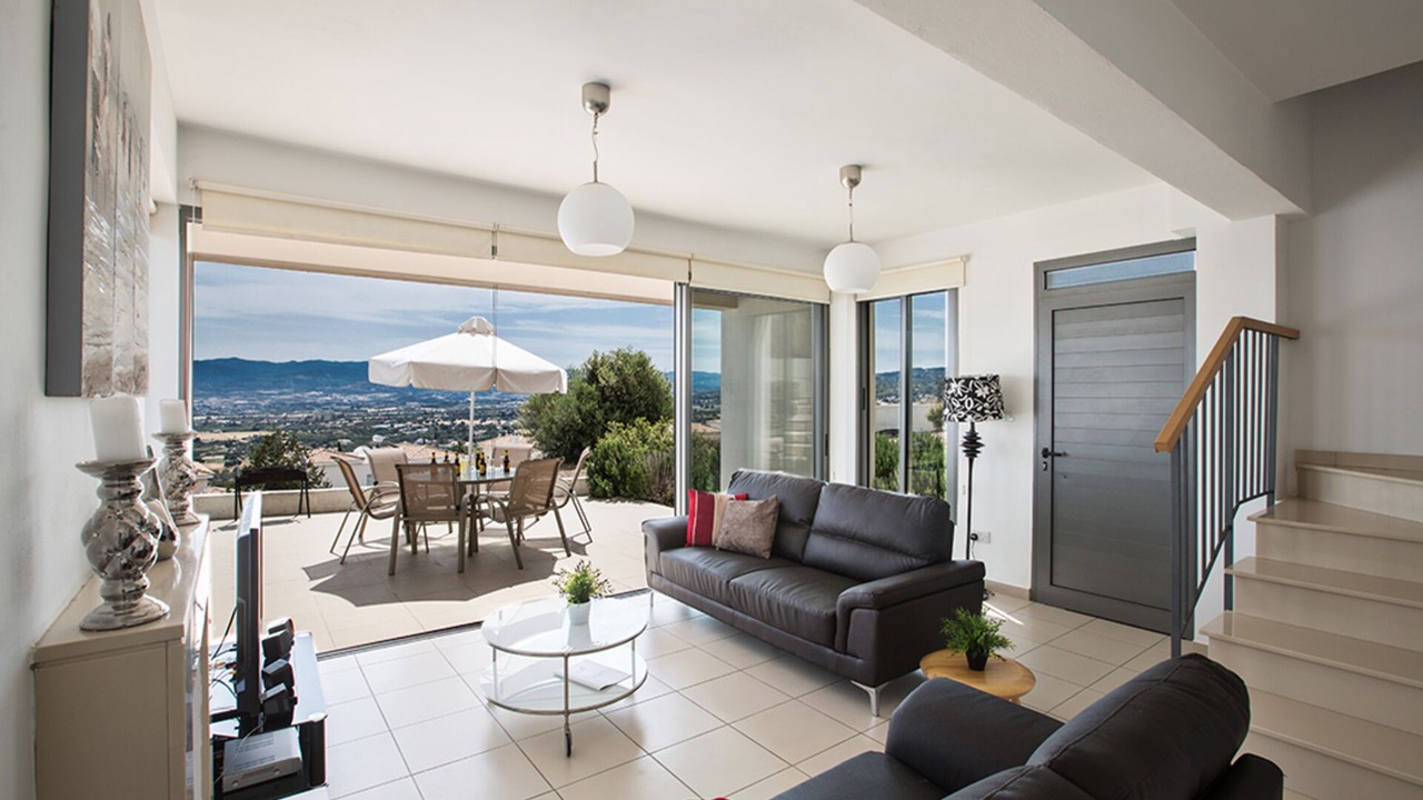 Photo of Livingroom in Latchi