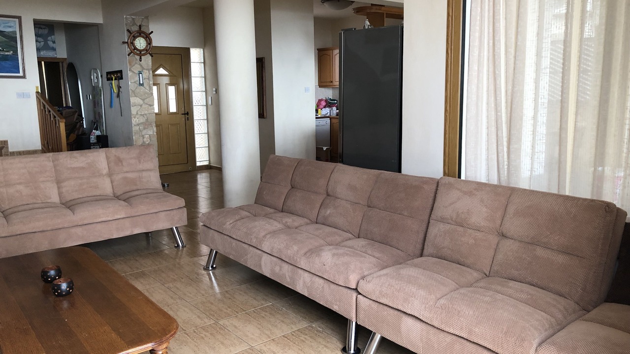 Photo of Livingroom in Peyia Town
