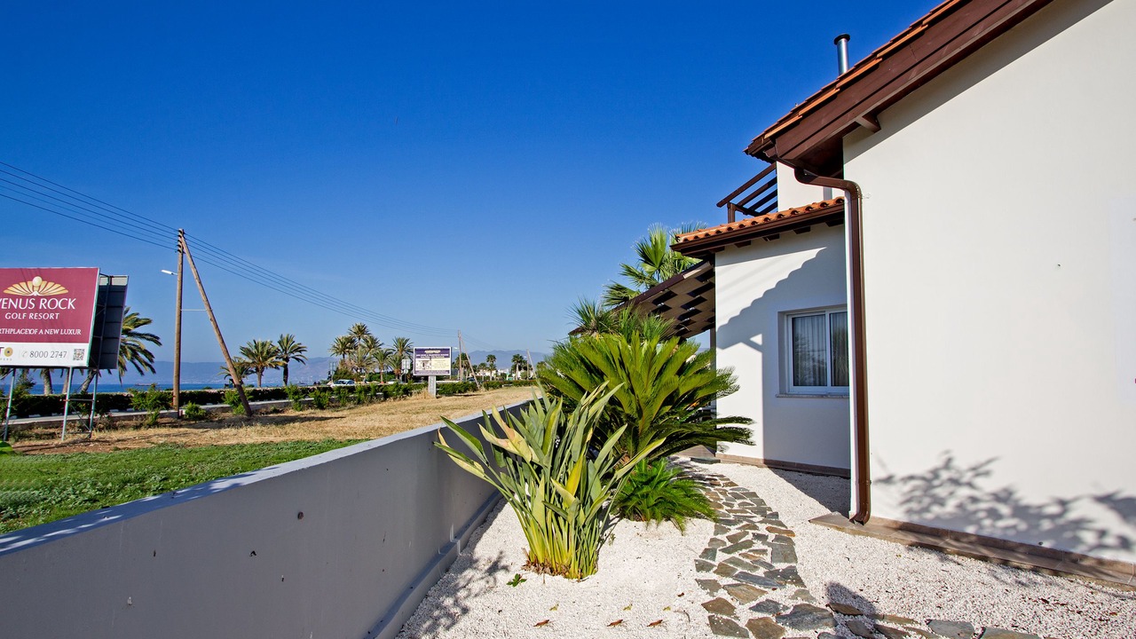 Photo of Outdoor in Latsi