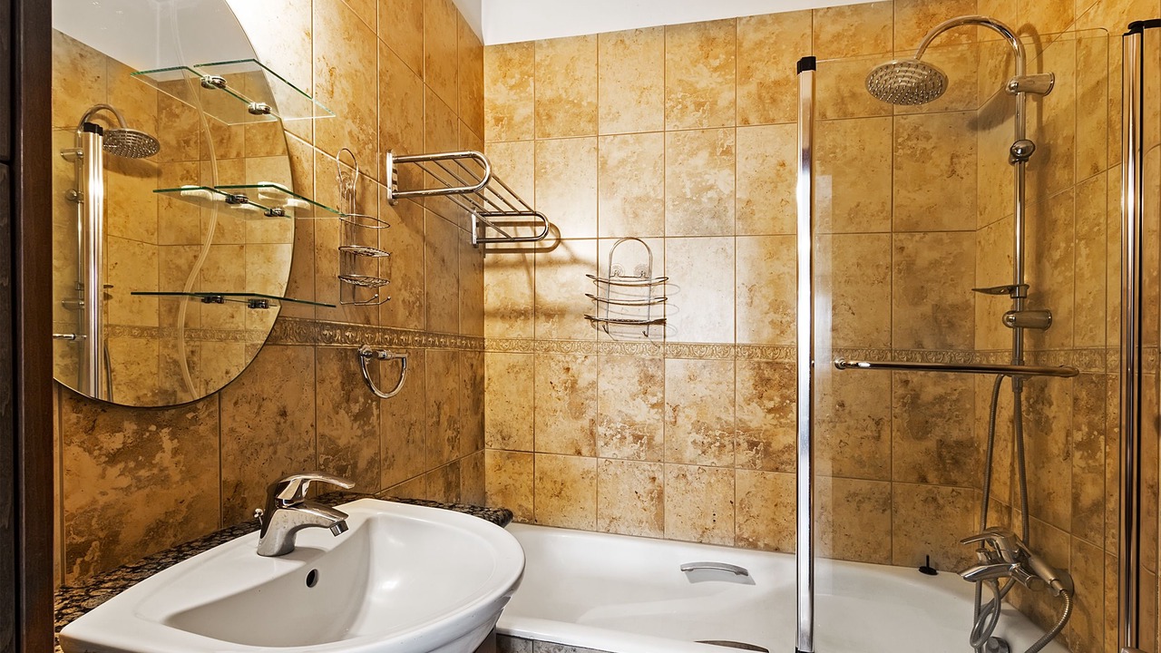Photo of Bathroom in Latsi