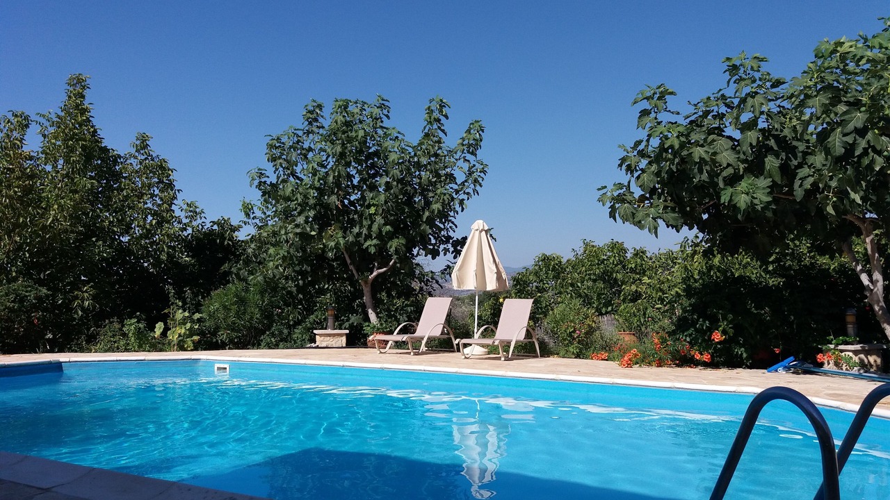 Photo of Outdoor in Pano Akourdalia