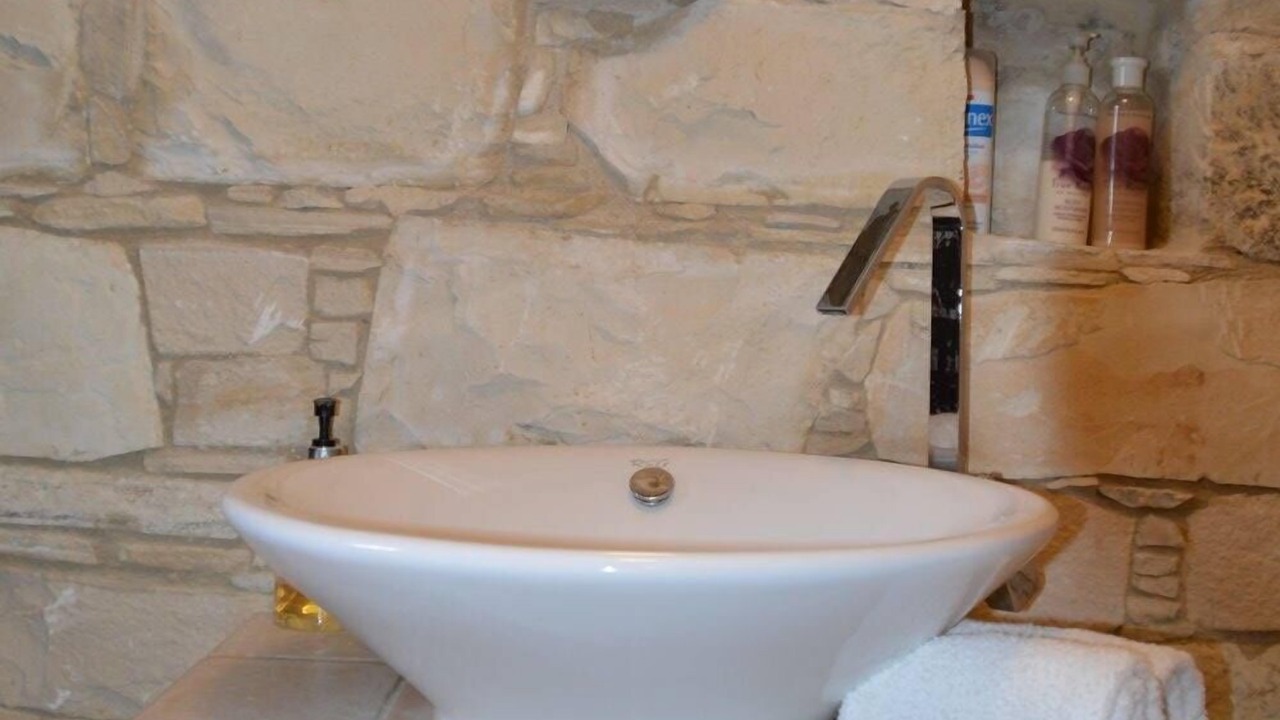 Photo of Bathroom in Koilani