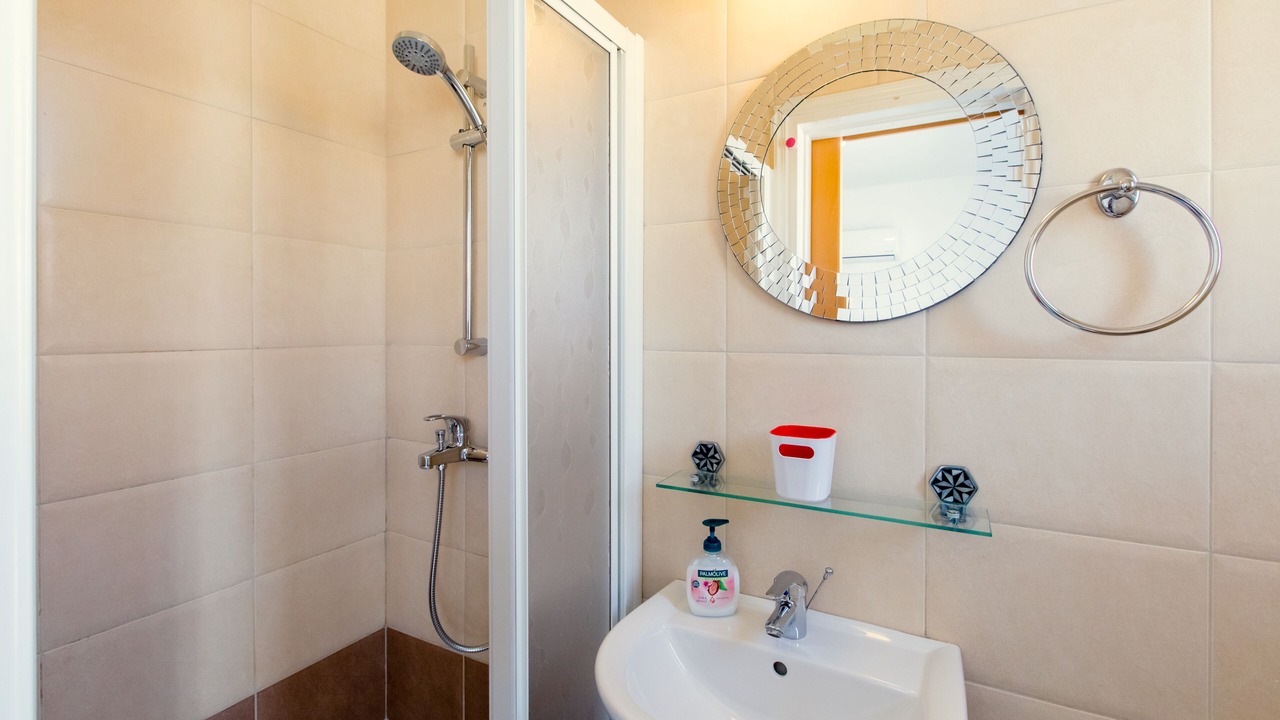 Photo of Bathroom in Pernera
