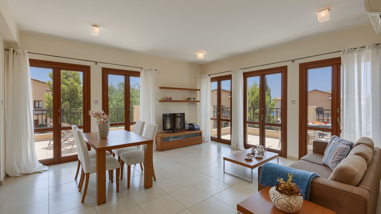 Photo of Livingroom in Aphrodite Hills