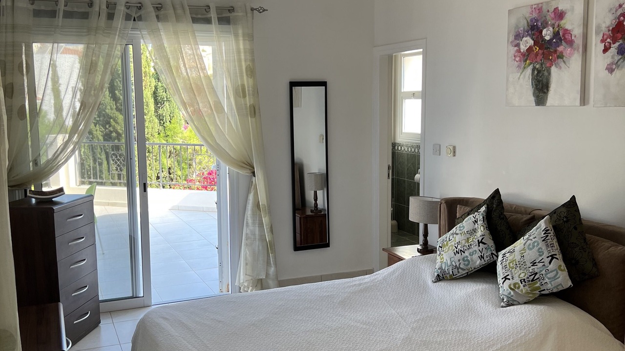 Photo of Bedroom in Sea Caves