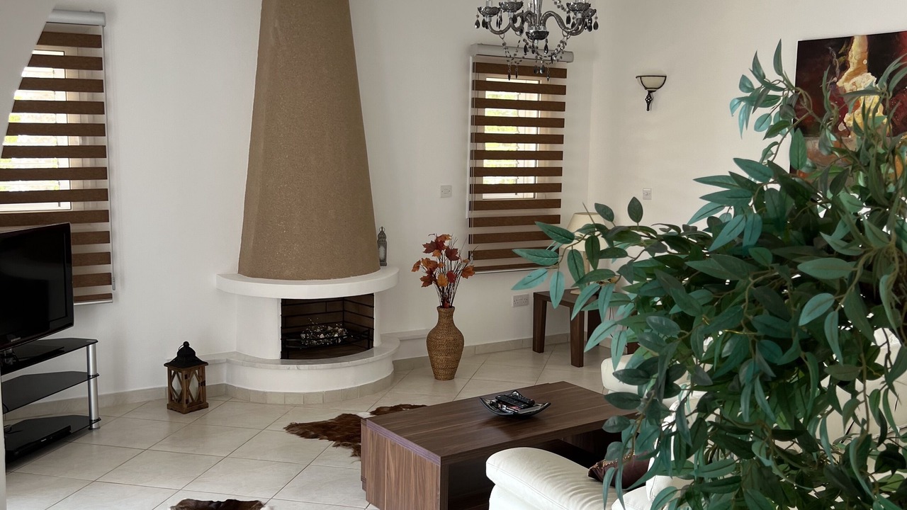 Photo of Livingroom in Sea Caves
