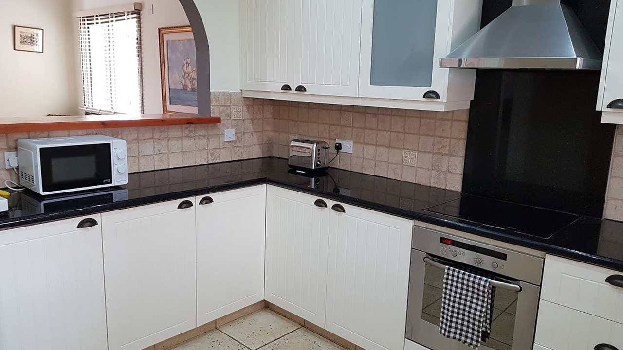 Photo of Kitchen in Emba