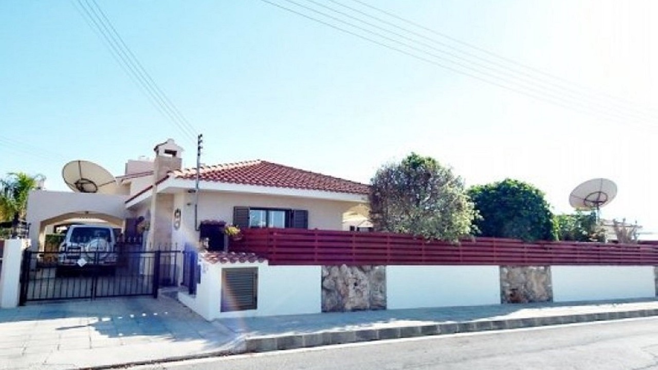 Photo of Outdoor in Emba