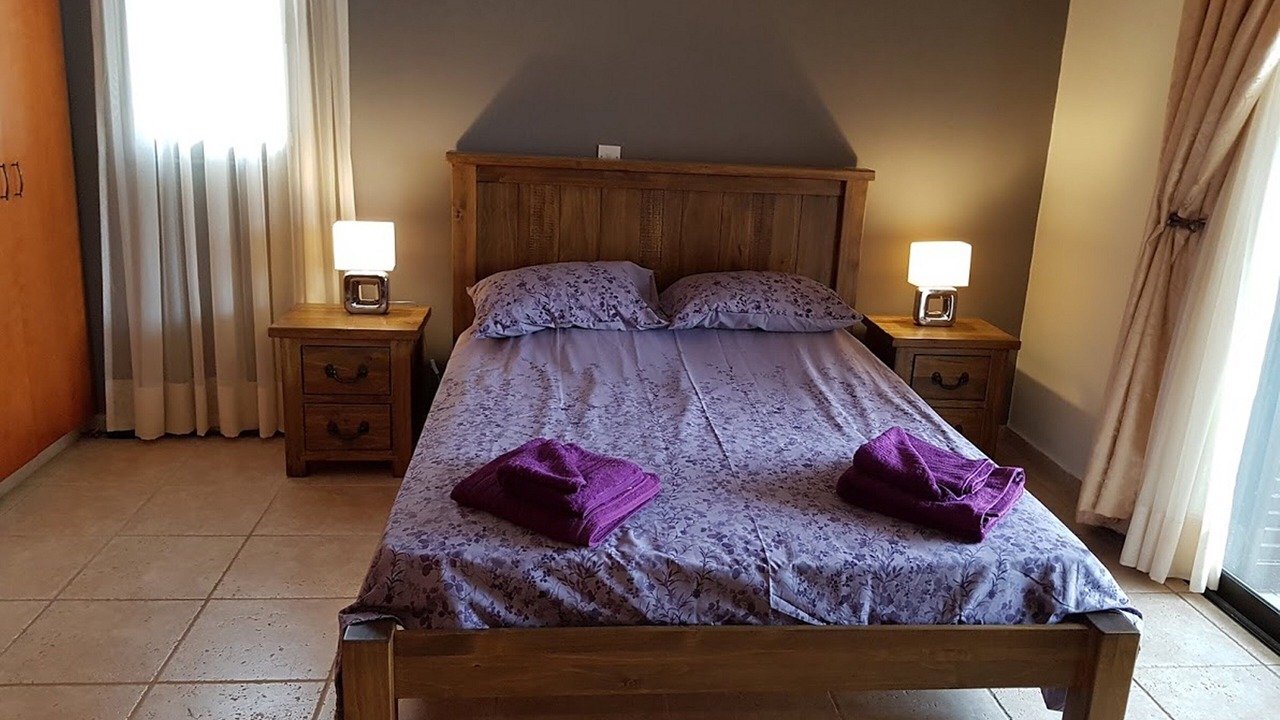 Photo of Bedroom in Emba