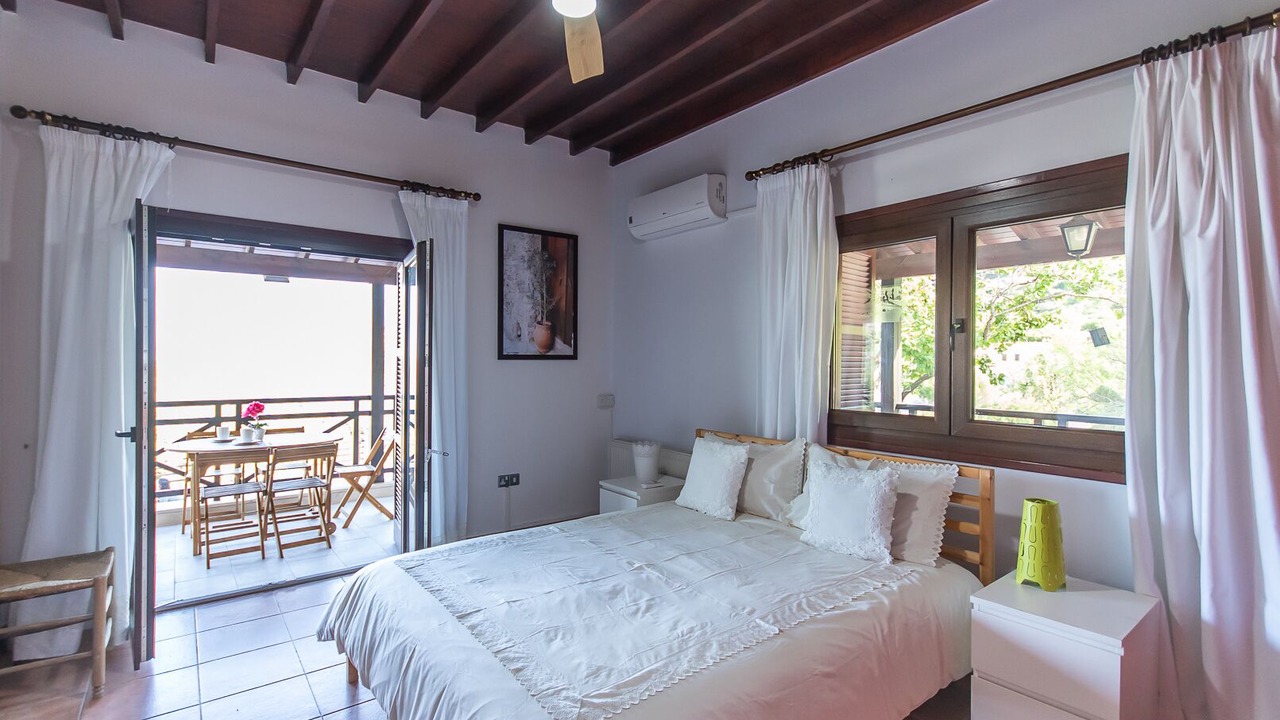 Photo of Bedroom in Kato Lefkara