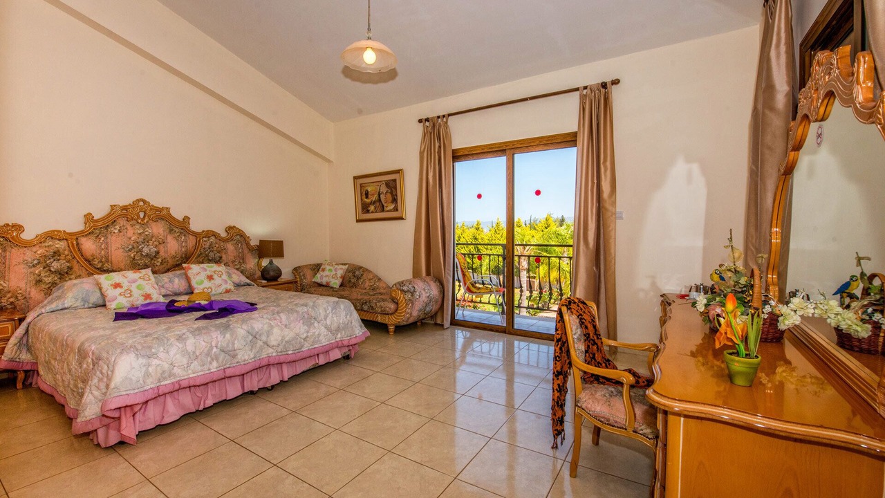 Photo of Bedroom in Latchi