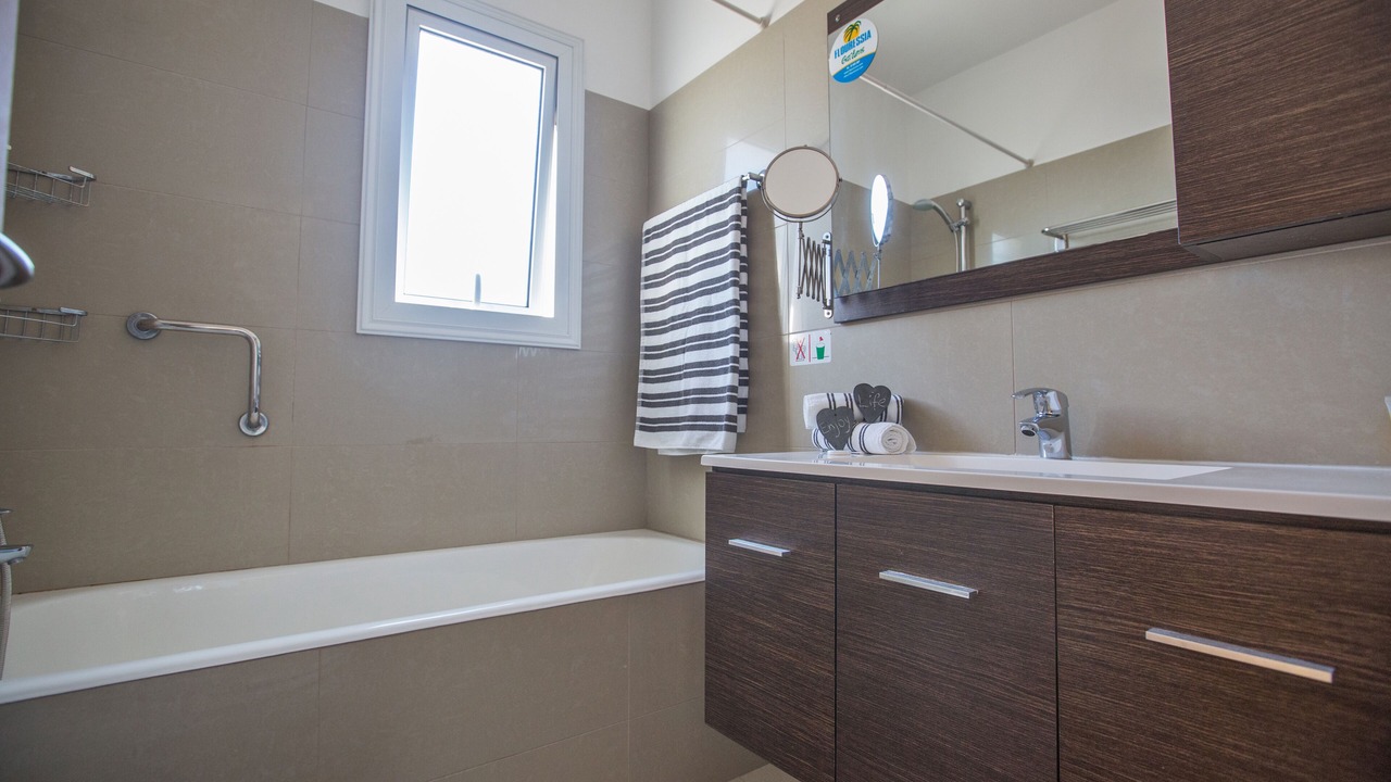 Photo of Bathroom in Pernera