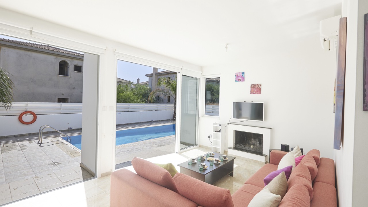 Photo of Outdoor in Kapparis