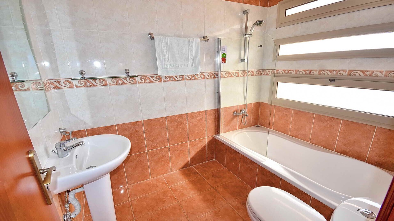 Photo of Bathroom in Pegeia