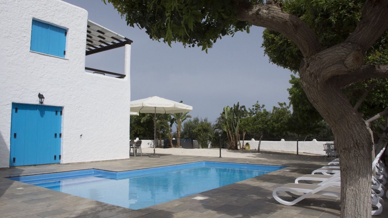 Photo of Outdoor in Pomos