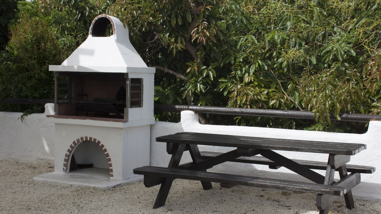 Photo of Outdoor in Pomos