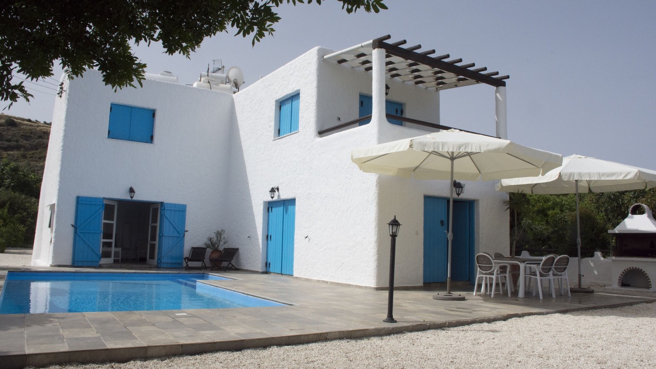 Photo of Outdoor in Pomos