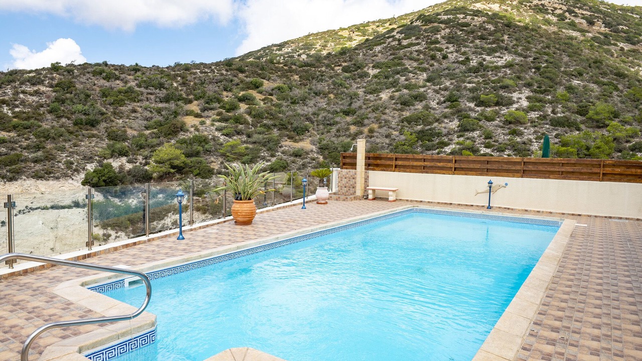Photo of Outdoor in Pegeia