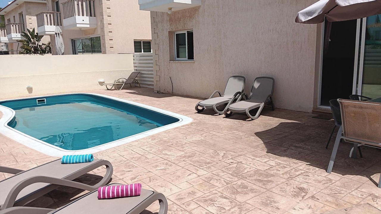 Photo of Outdoor in Pernera