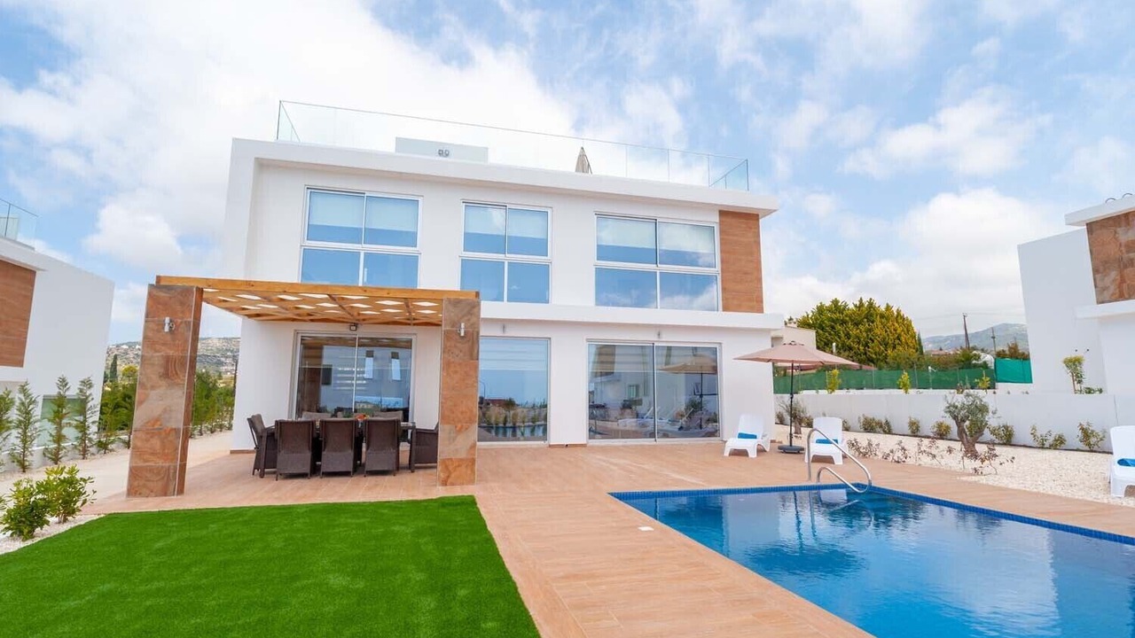Photo of Outdoor in Peyia Town
