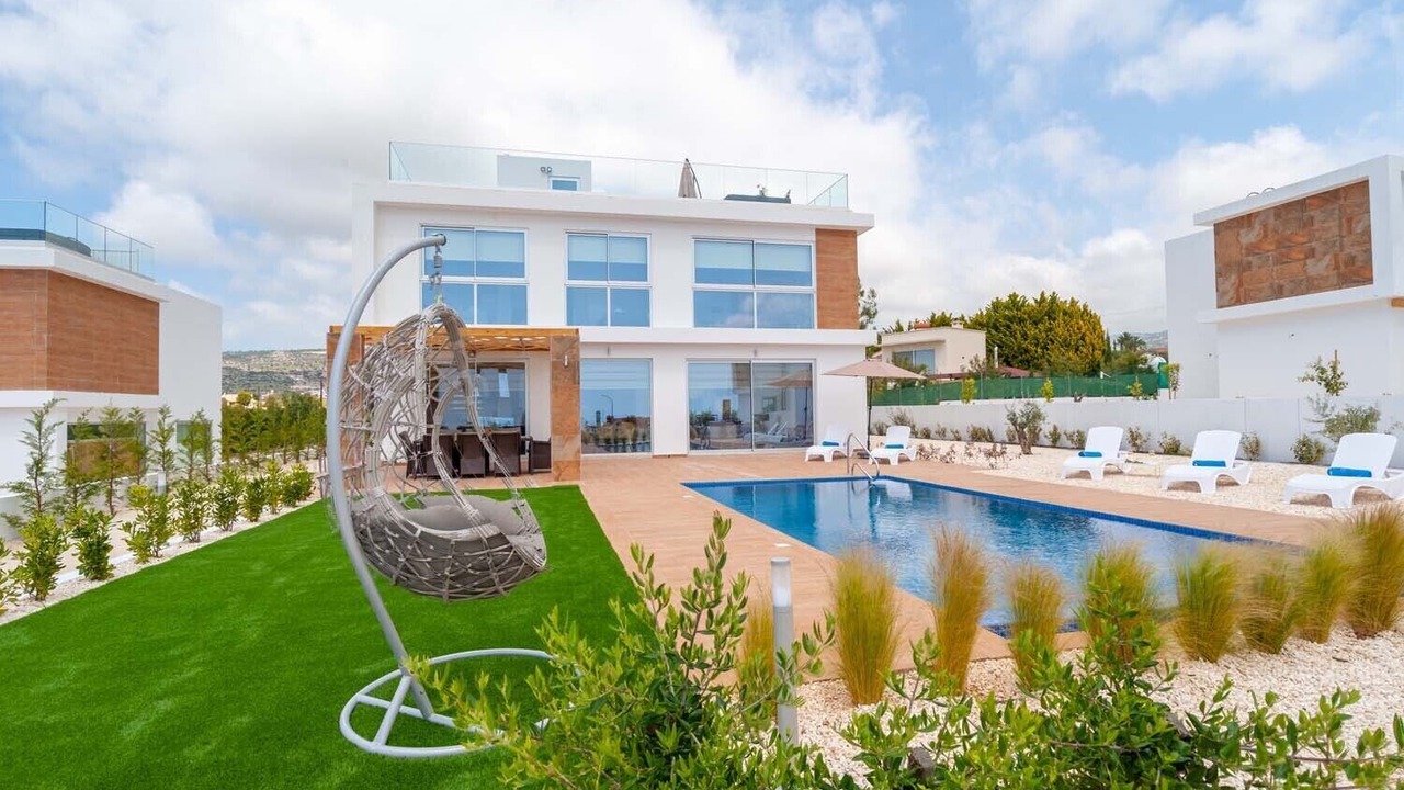 Photo of Outdoor in Peyia Town