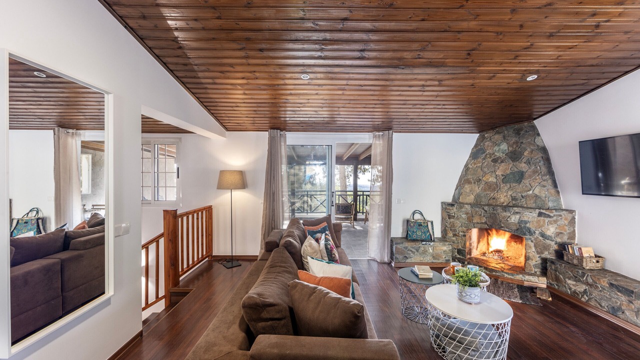 Photo of Livingroom in Platres