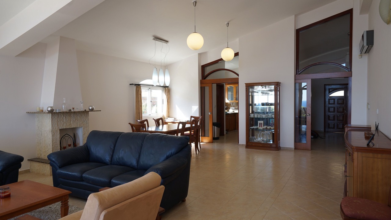 Photo of Bedroom in Pissouri