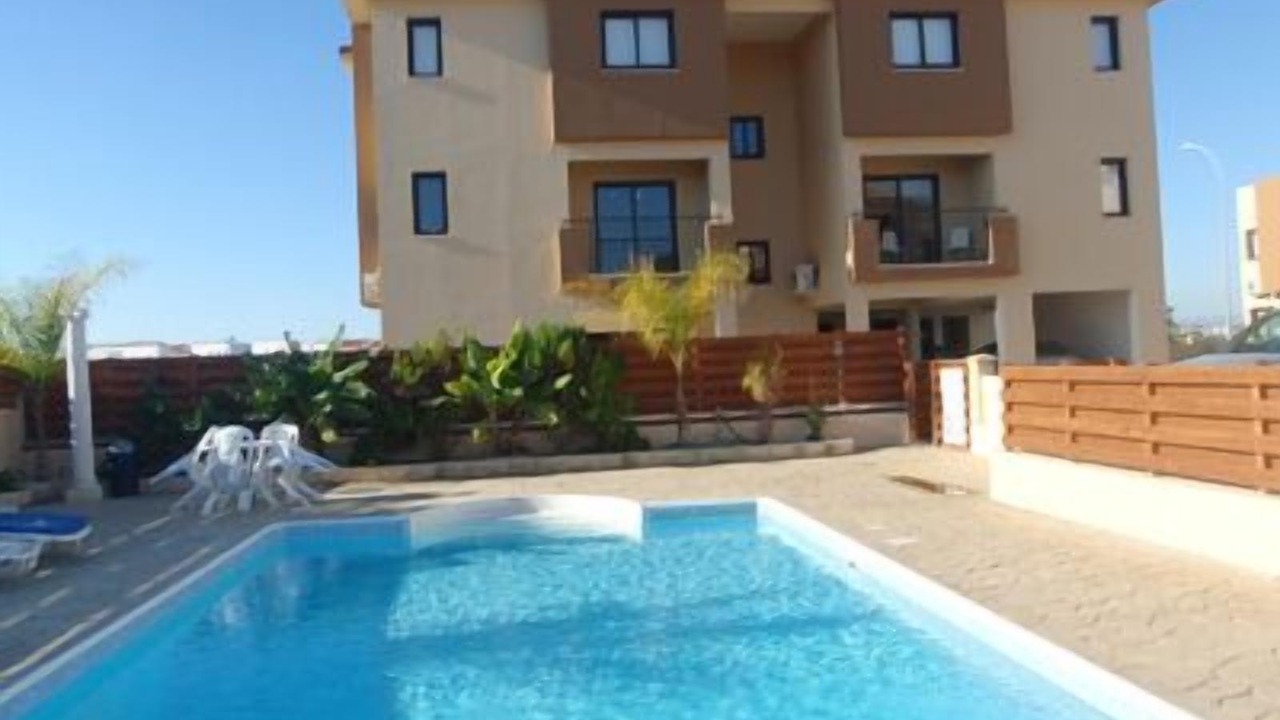 Photo of Outdoor in Pervolia