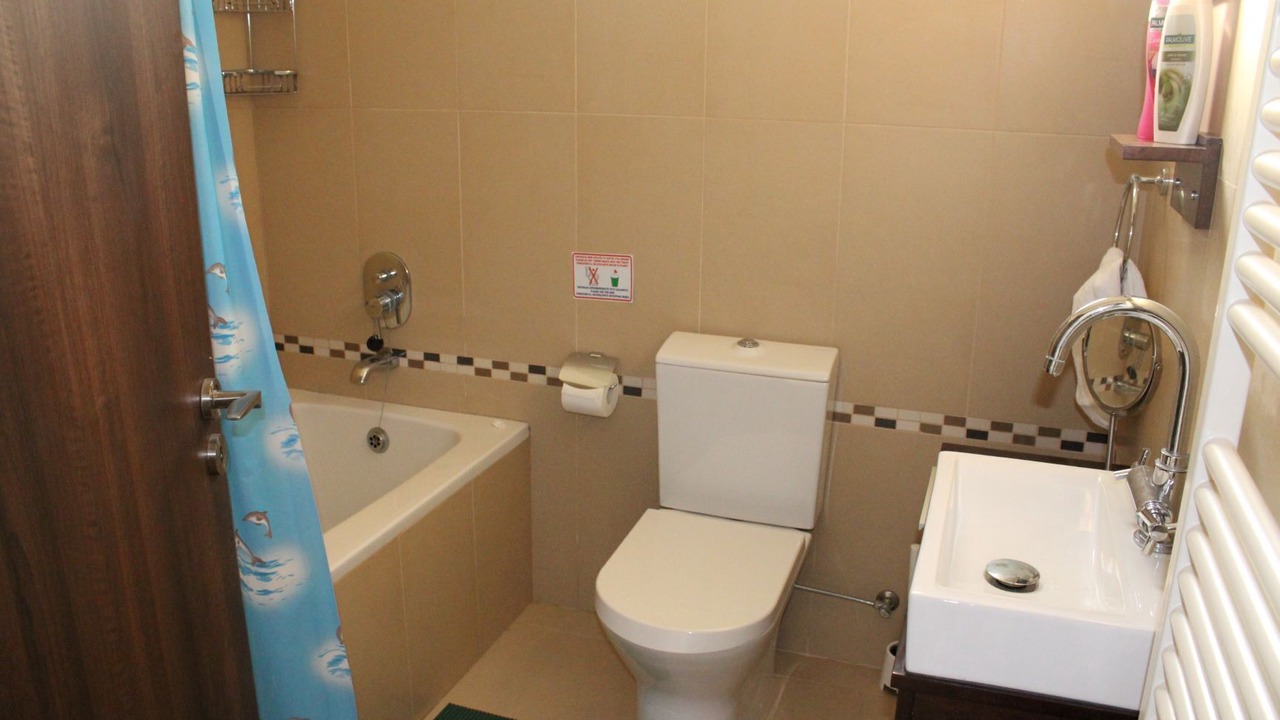 Photo of Bathroom in Pernera