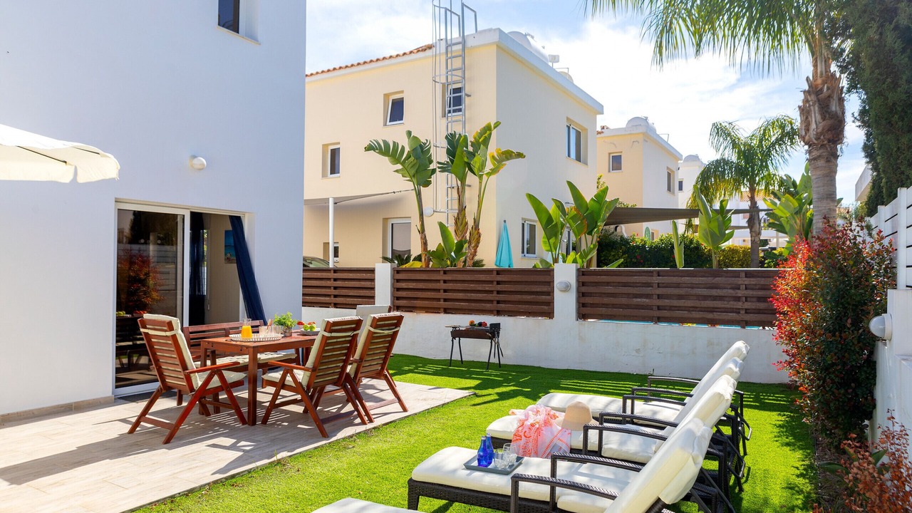Photo of Outdoor in Pernera