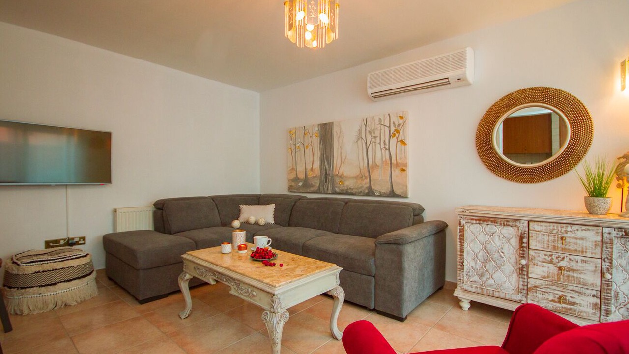 Photo of Livingroom in Akrounta