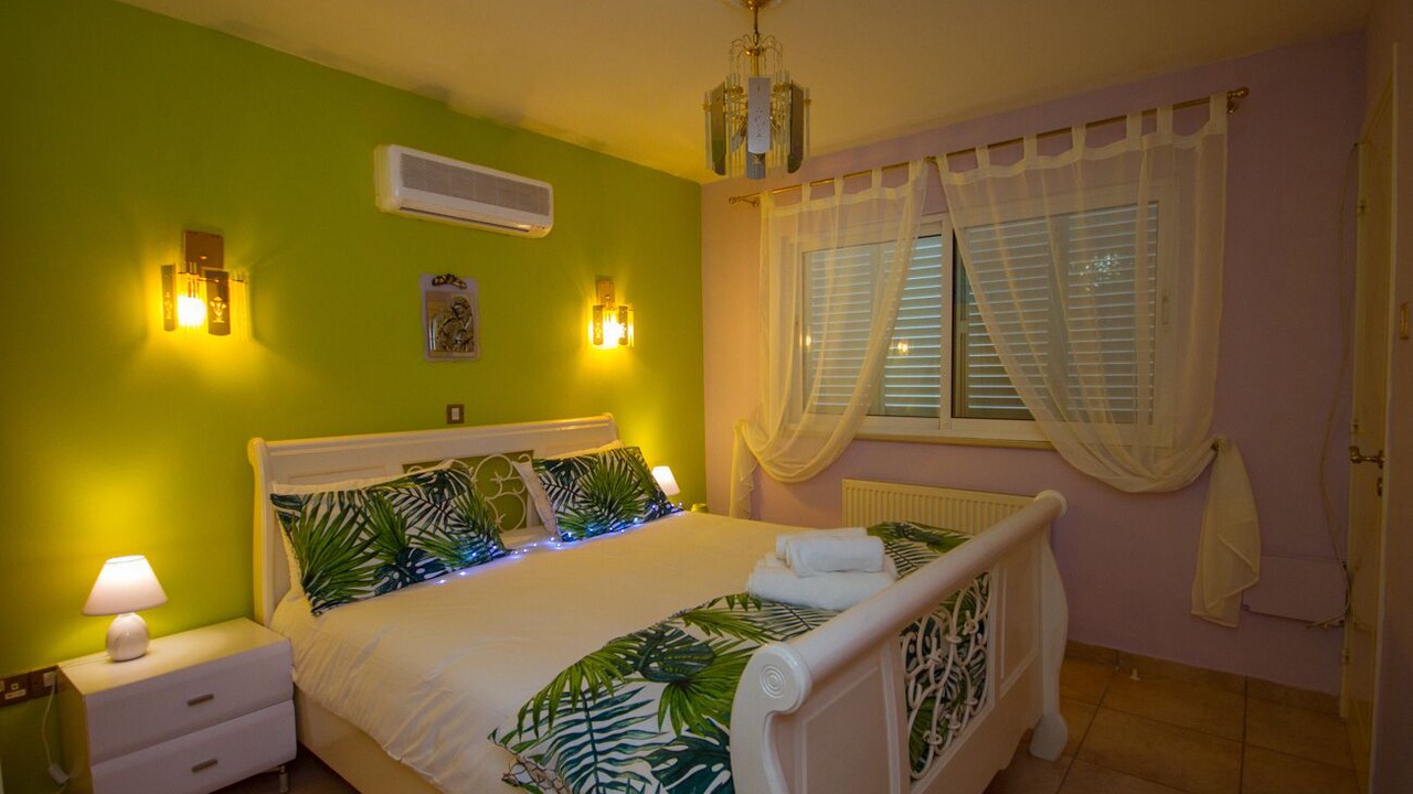 Photo of Bedroom in Akrounta
