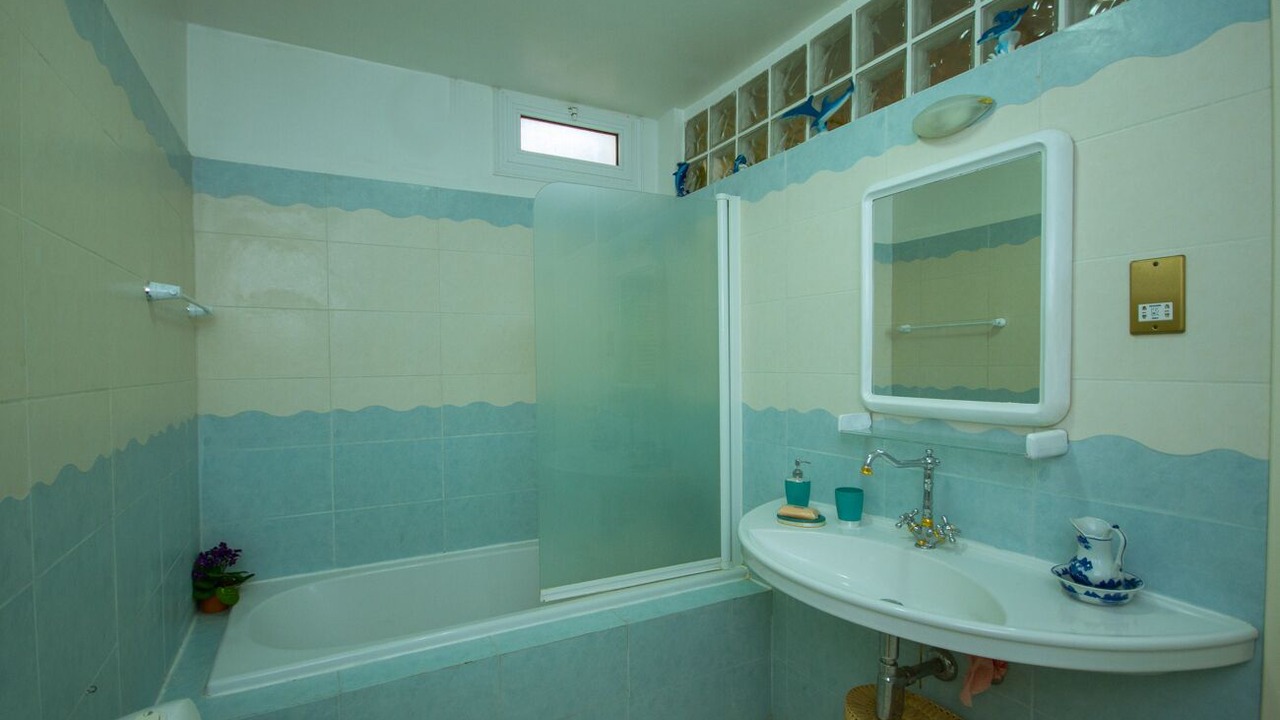 Photo of Bathroom in Akrounta