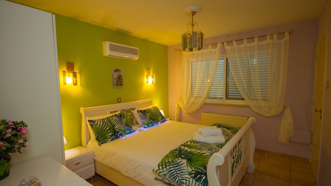 Photo of Bedroom in Akrounta