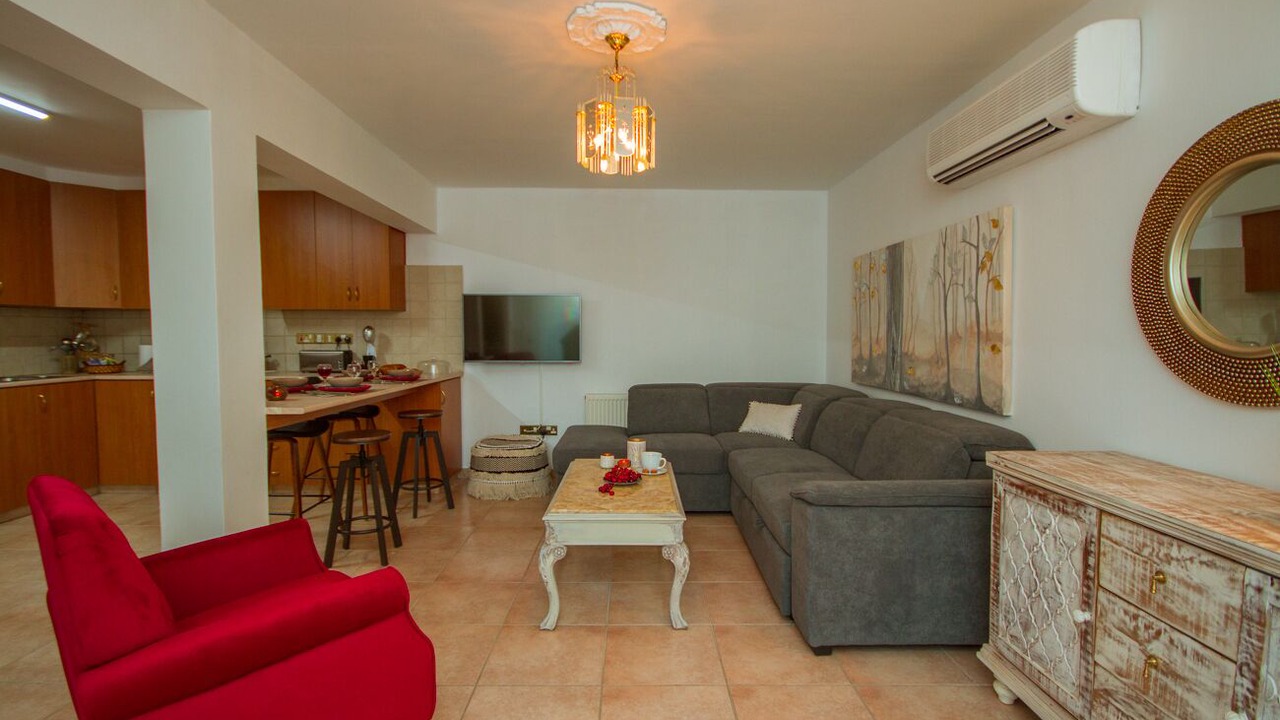 Photo of Livingroom in Akrounta