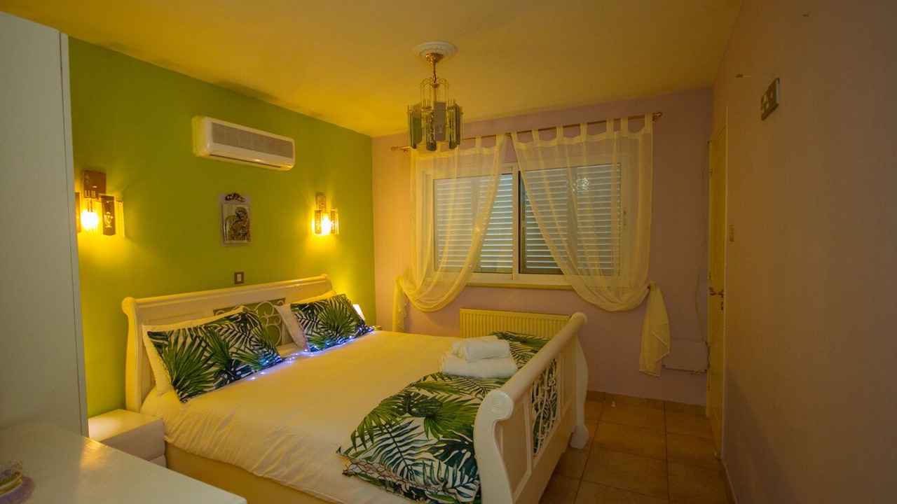 Photo of Bedroom in Akrounta
