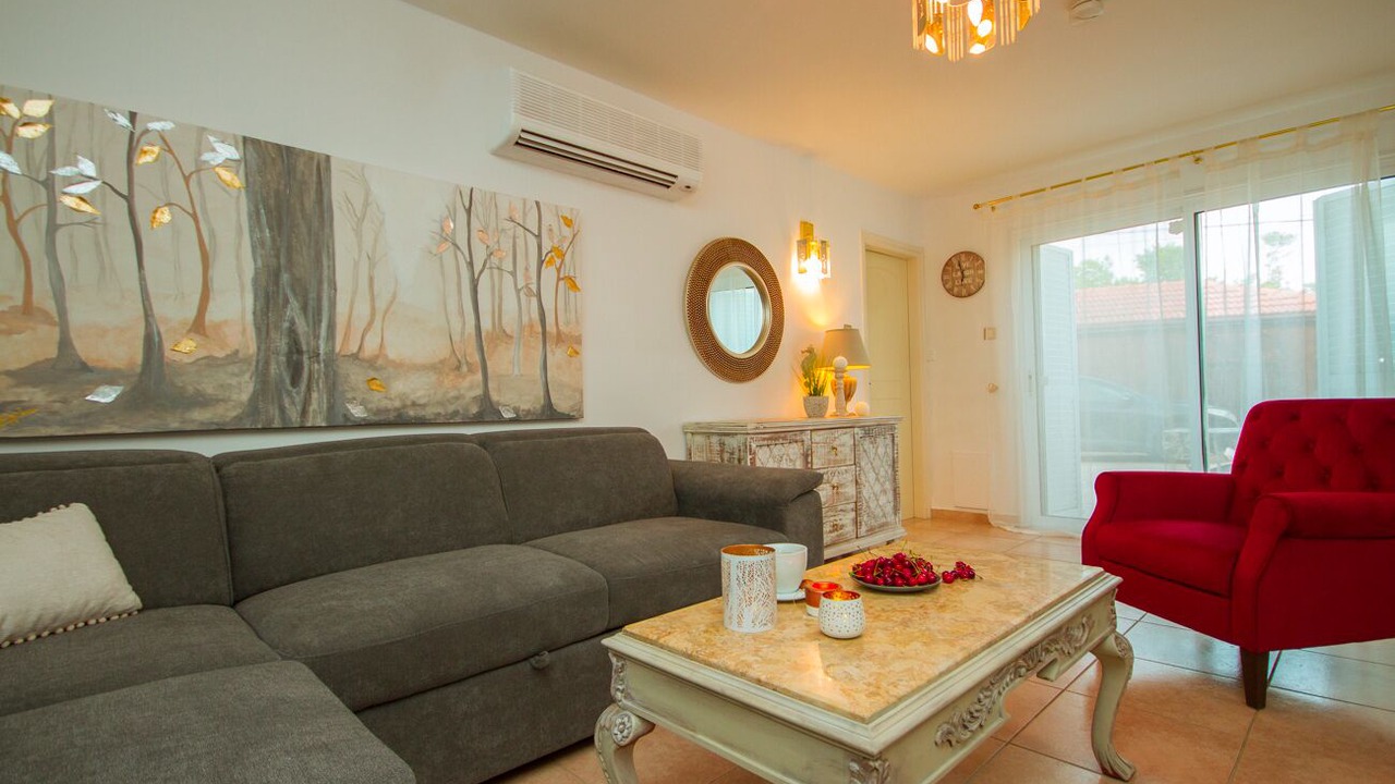 Photo of Livingroom in Akrounta