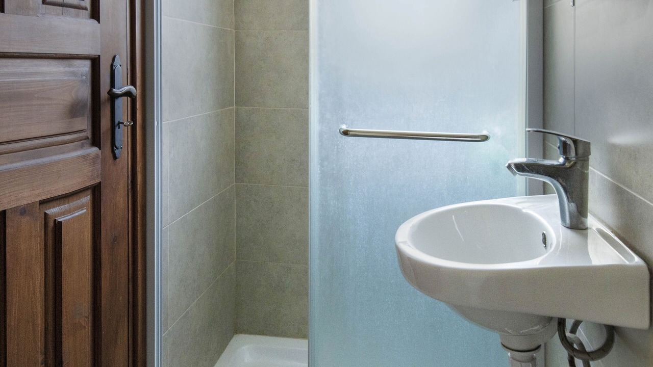 Photo of Bathroom in Pareklisia